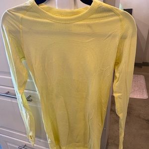 Lululemon Swiftly Tech Long sleeve top